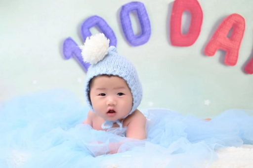 阿克苏四个月宝宝会翻身 阿克苏四个月宝宝会翻身